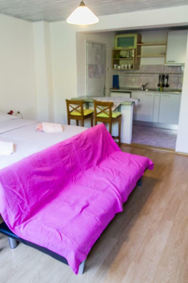 Ferienwohnung Karmen A Veli Lošinj Exterior foto